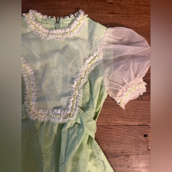 Vintage baptism gown - Picture 3 of 5